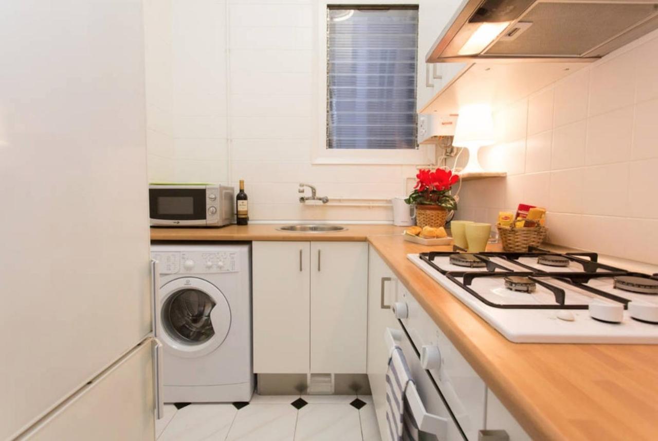 Priority Fira Apartments Barcelona Buitenkant foto