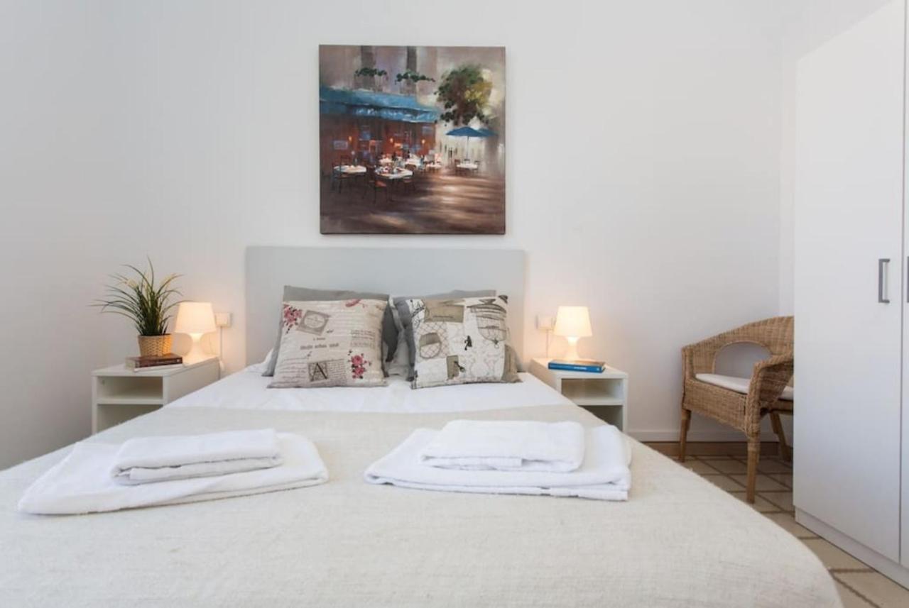 Priority Fira Apartments Barcelona Buitenkant foto