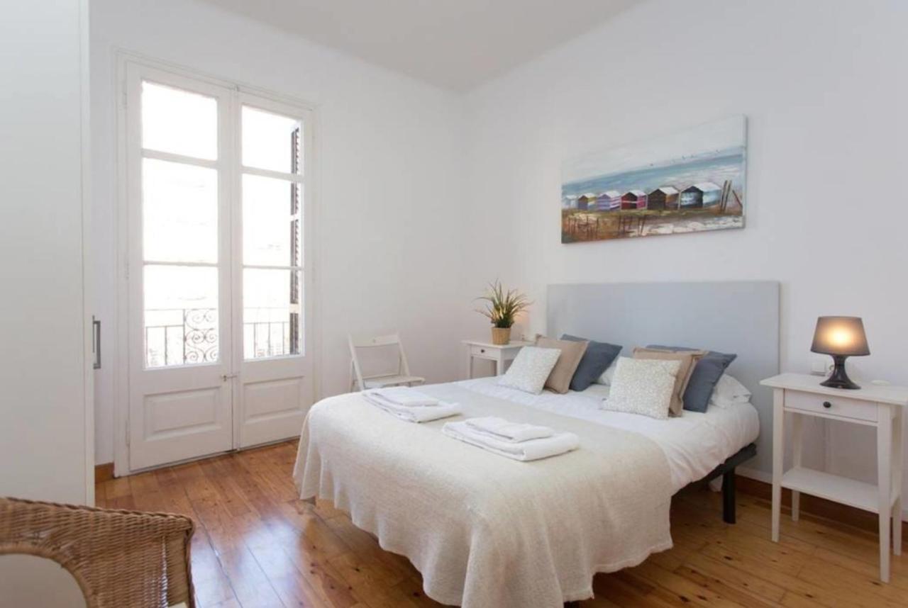 Priority Fira Apartments Barcelona Buitenkant foto